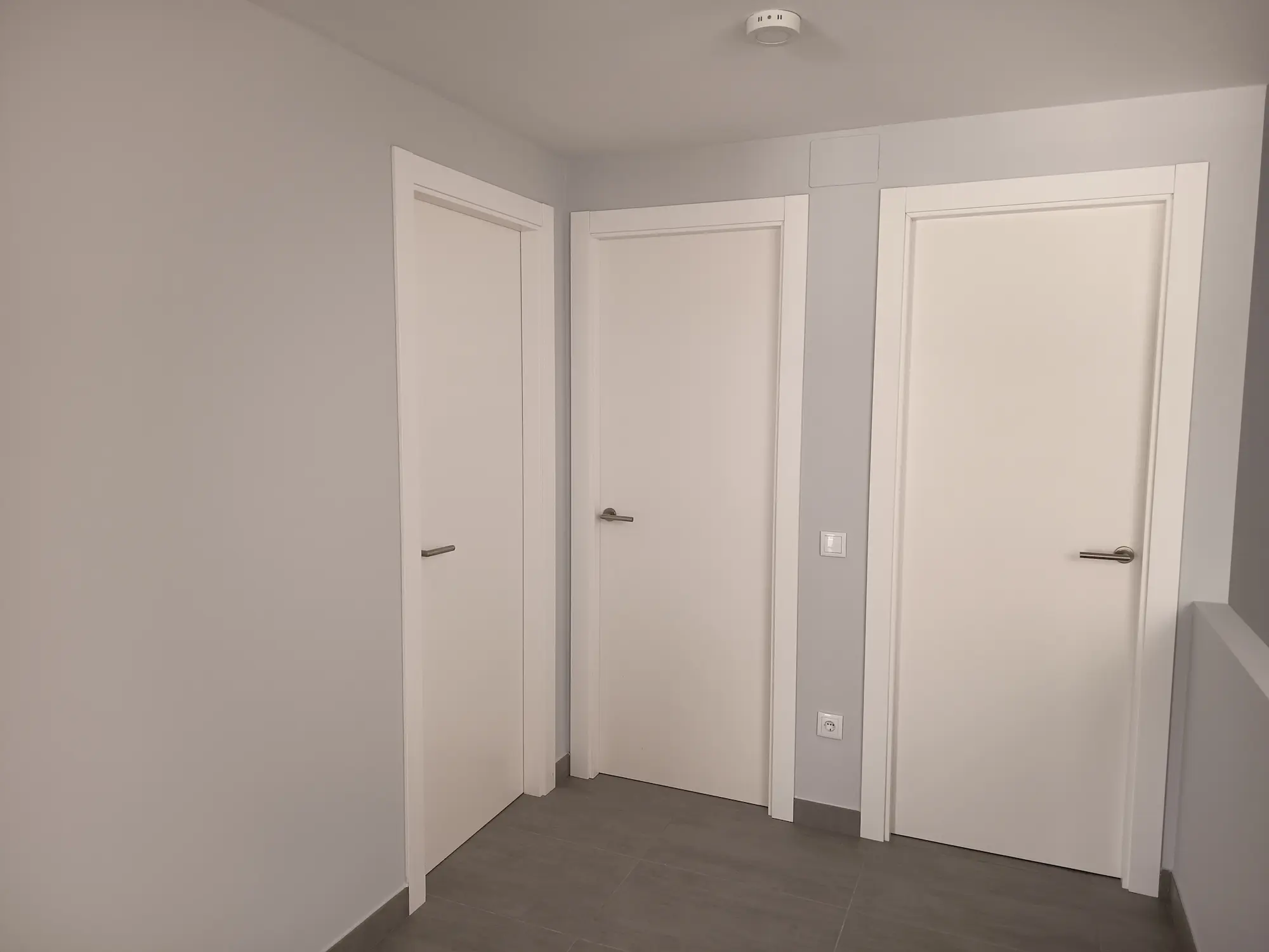 Puertas blancas lacadas